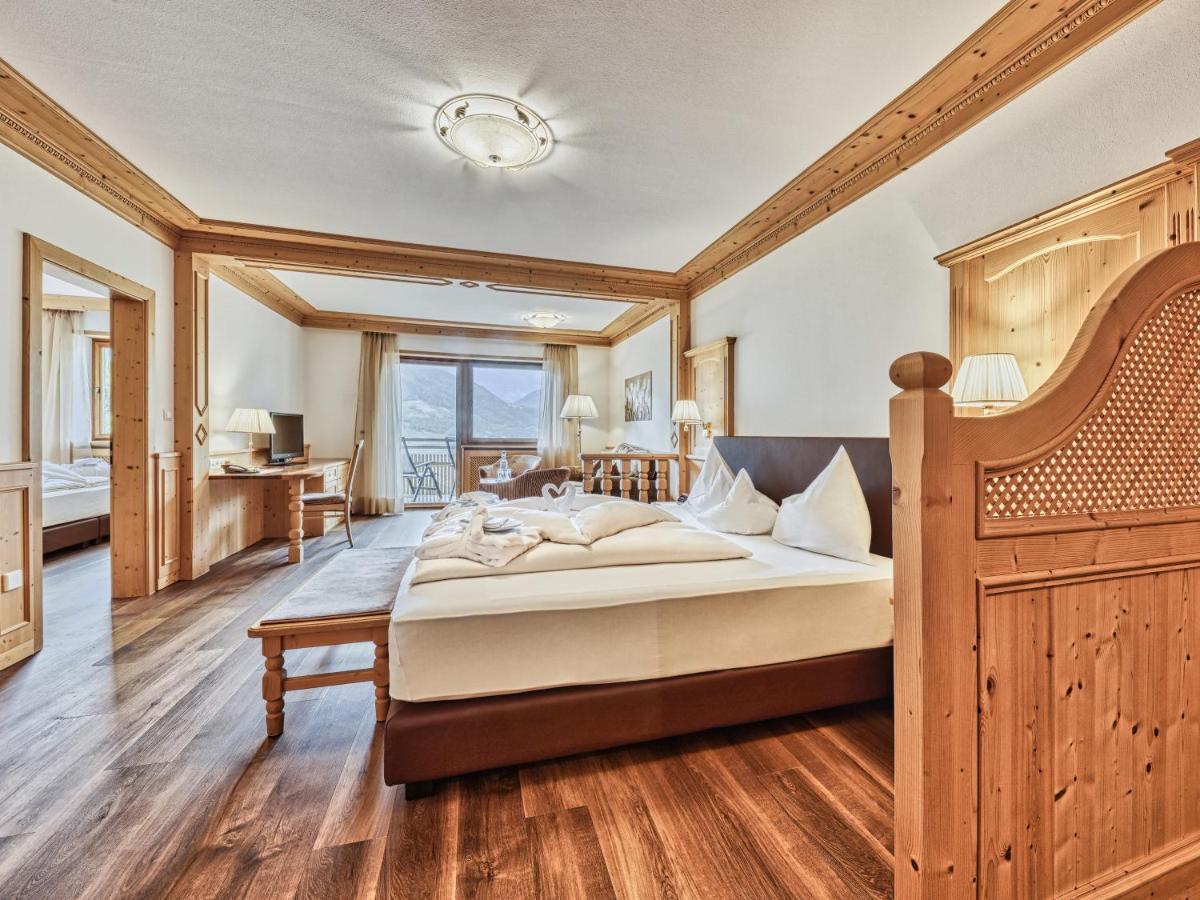 Hotel Traubenheim Tirol Buitenkant foto