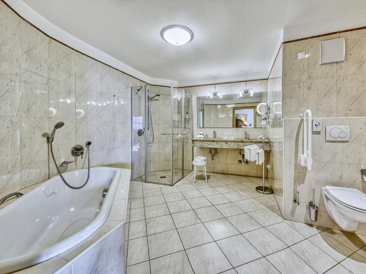 Hotel Traubenheim Tirol Buitenkant foto
